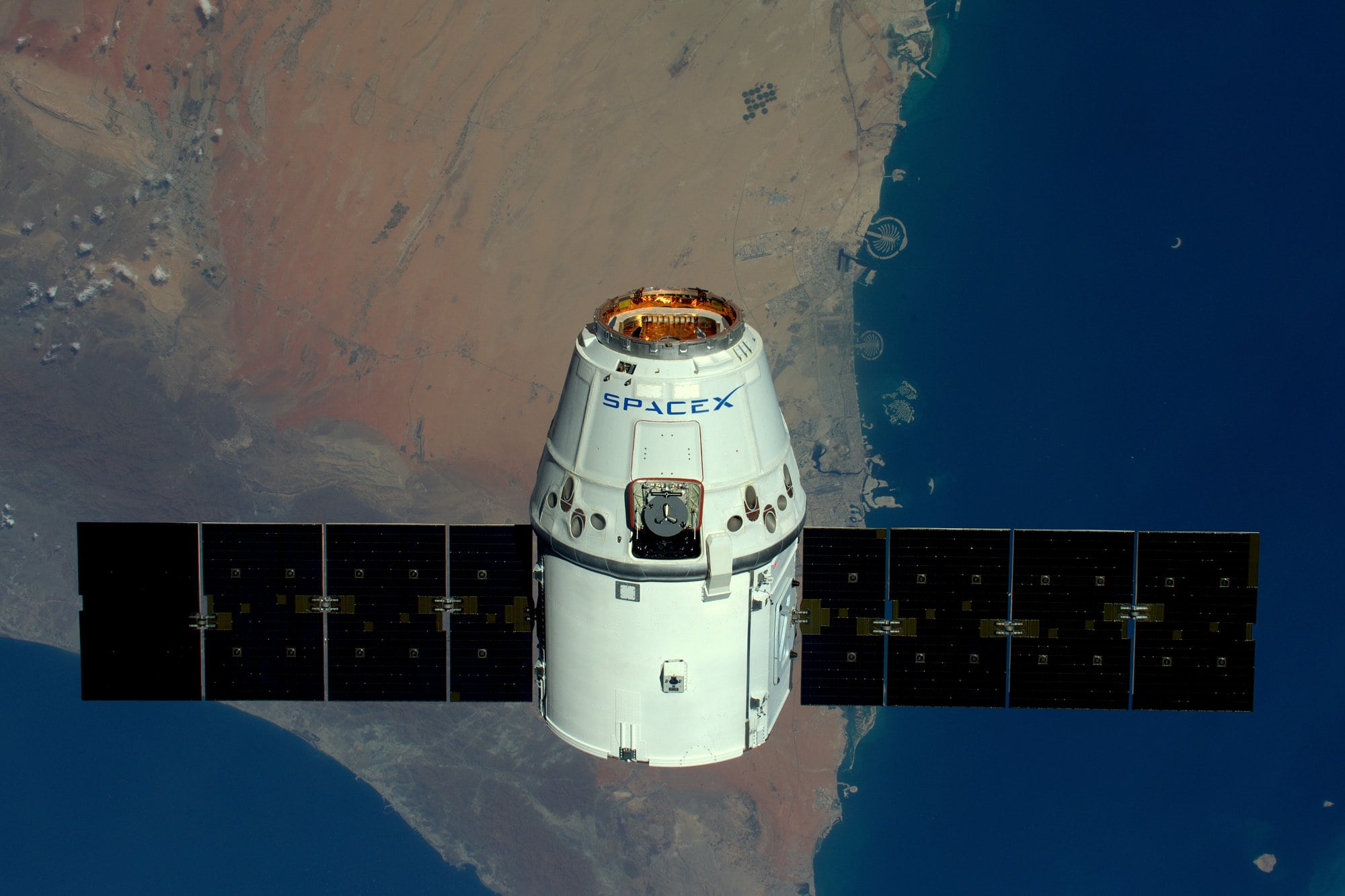 Die Dragon-Raumkapsel ist bereits als Versorgungsmission für die ISS im Einsatz. Die Dragon-Raumkapsel ist bereits als Versorgungsmission für die ISS im Einsatz.