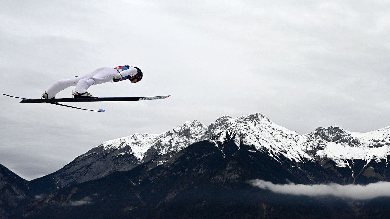 Aerodynamik: Kann man mit steiferen Nähten im Skisprung-Anzug tatsächlich weiter springen?