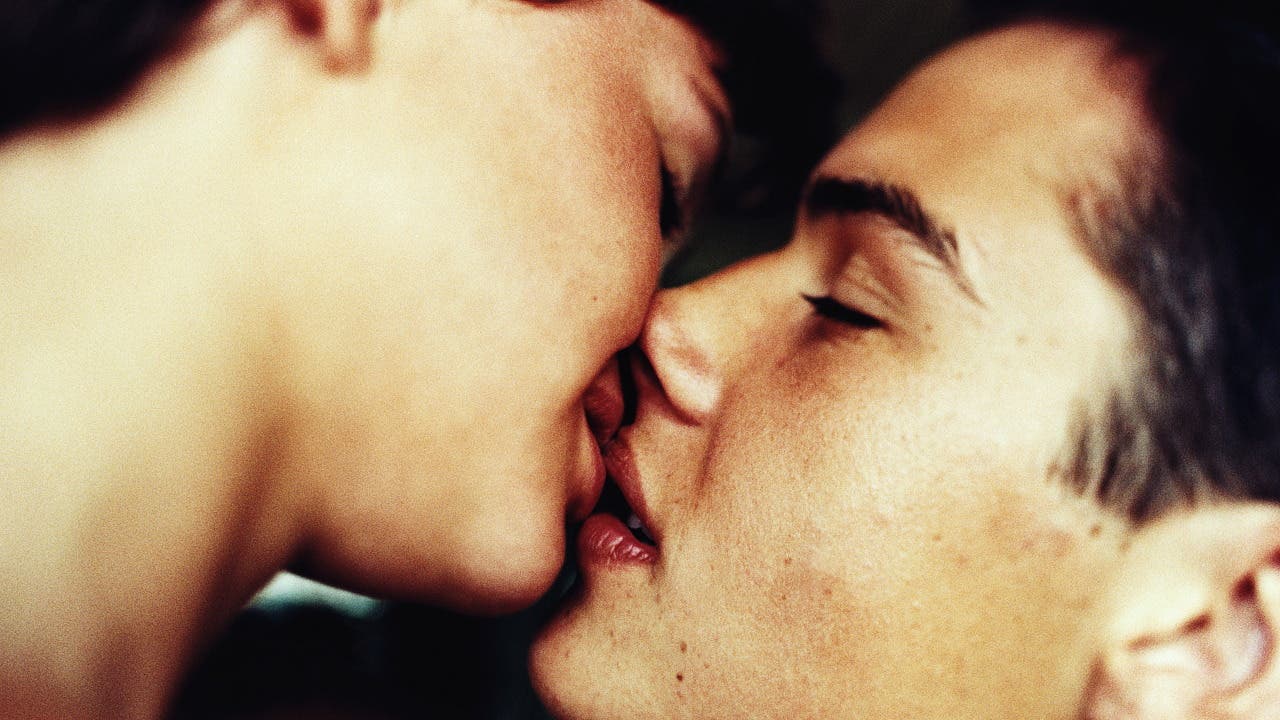 Jugendliche und Sex: »Das erste Mal passiert heute erst mit 19«