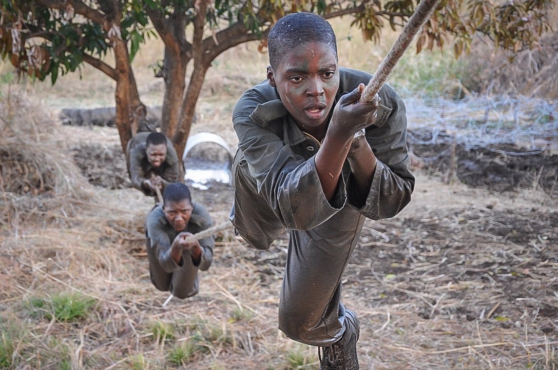Die Akashinga müssen ein militärisches Training absolvieren Die Akashinga müssen ein militärisches Training absolvieren