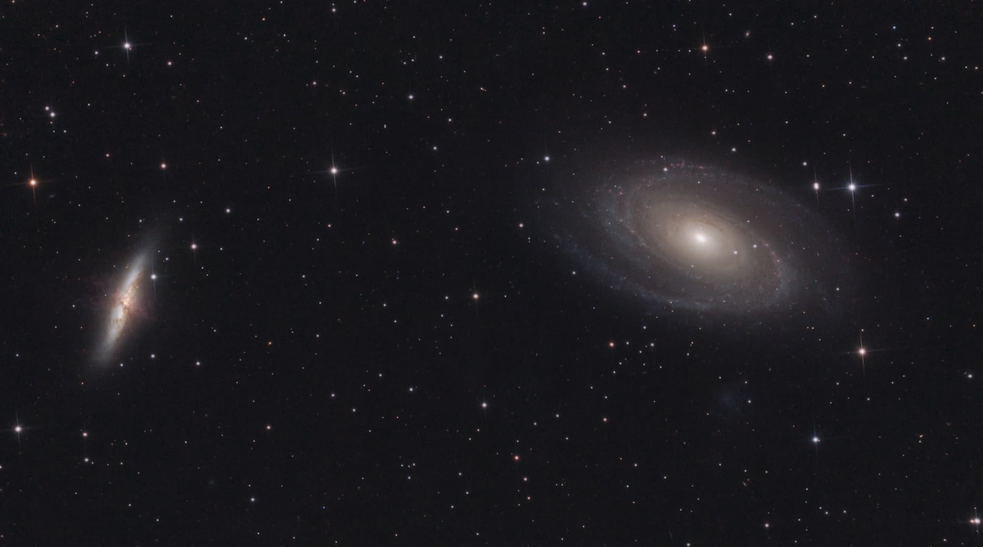 Das Galaxienpaar Messier 81 und 82 im Großen Bären Das Galaxienpaar Messier 81 und 82 im Großen Bären