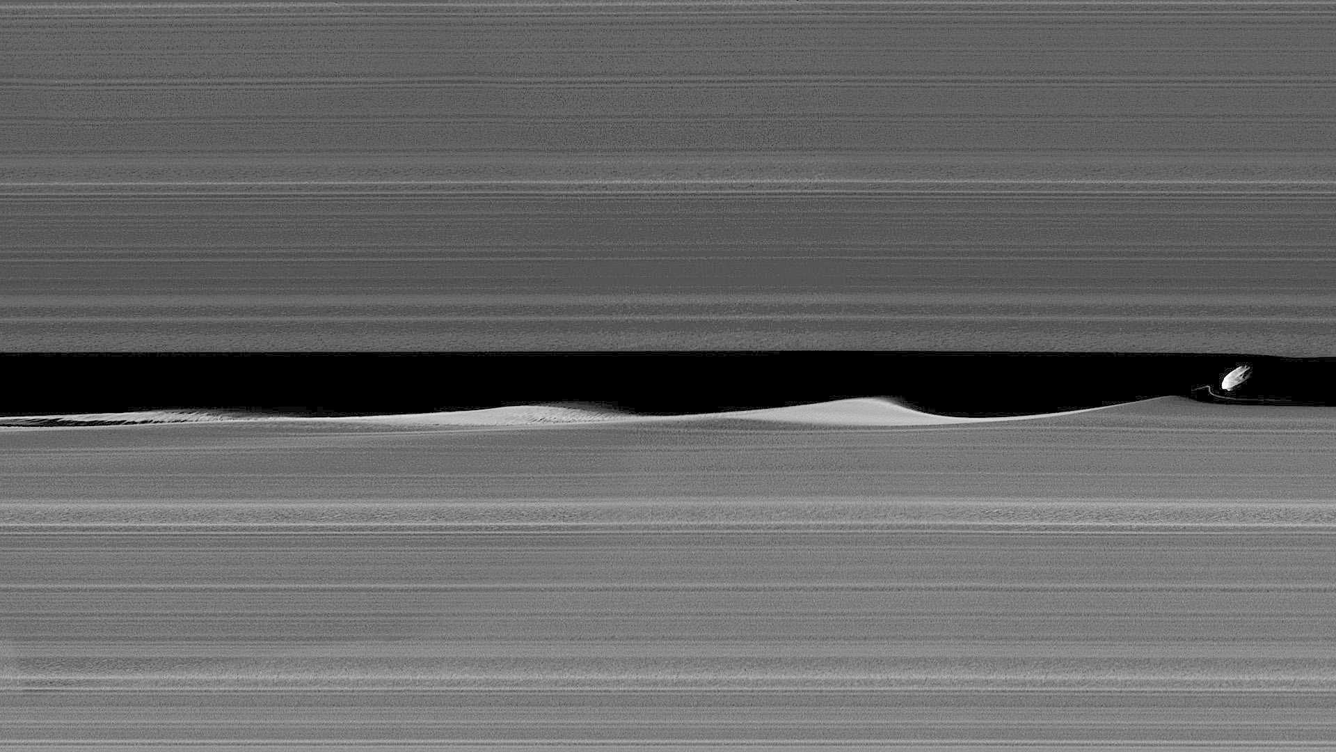 Wellen im Saturnring Wellen im Saturnring