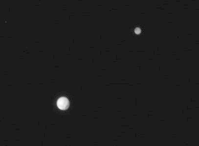 Pluto und Charon am 29. Juni 2015 Pluto und Charon am 29. Juni 2015