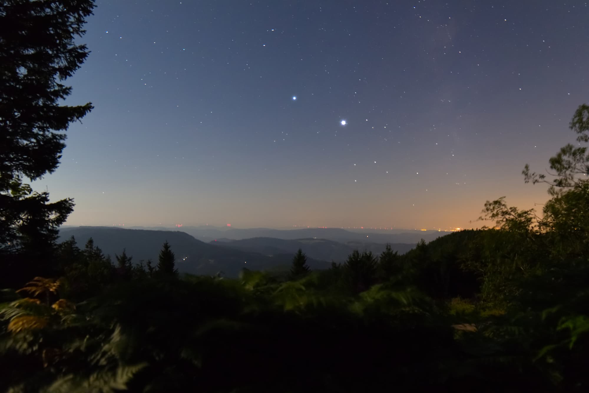 Stelldichein der Gasriesen Jupiter und Saturn Stelldichein der Gasriesen Jupiter und Saturn