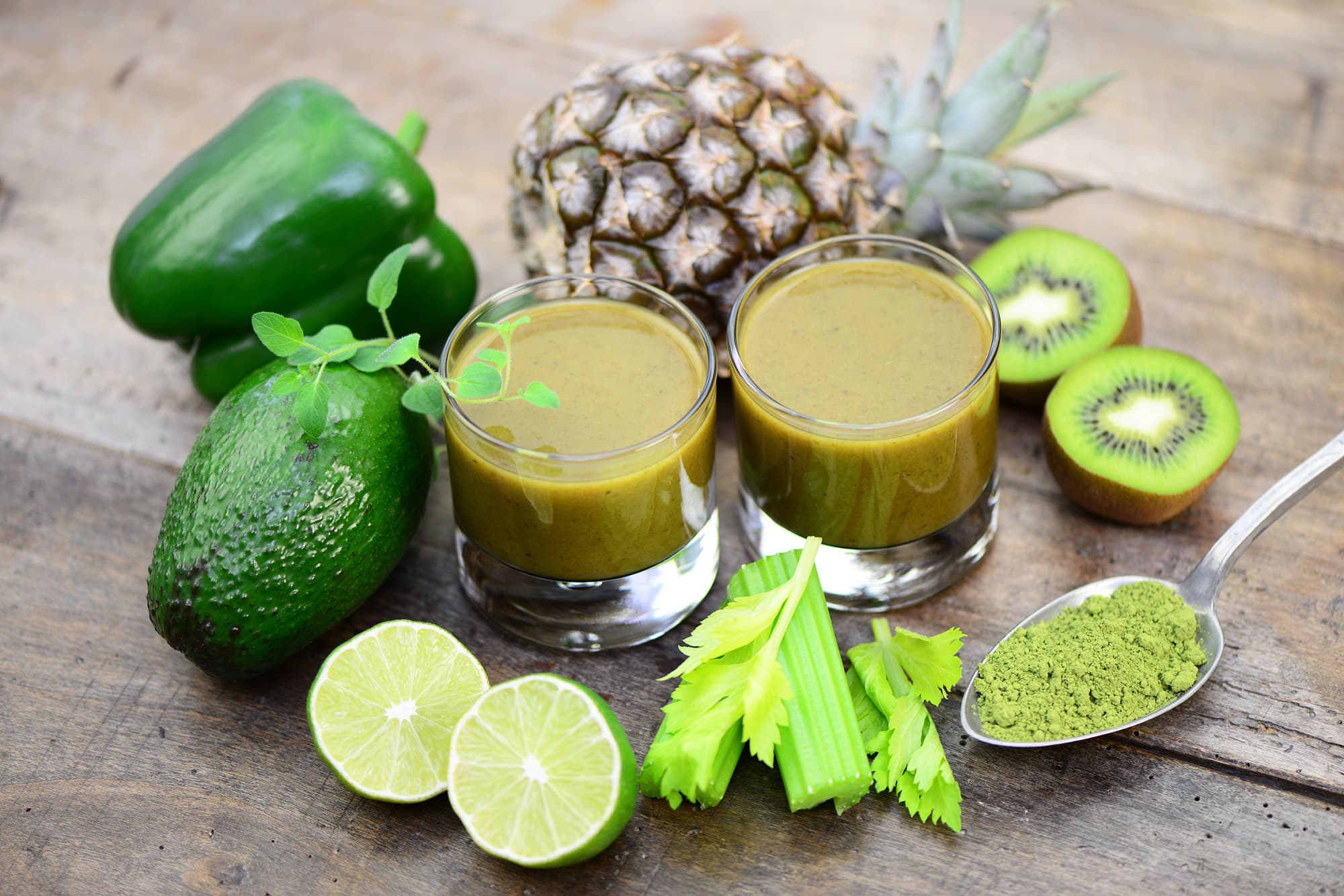 Grünes Obst und Gemüse (und Ananas) Grünes Obst und Gemüse (und Ananas)