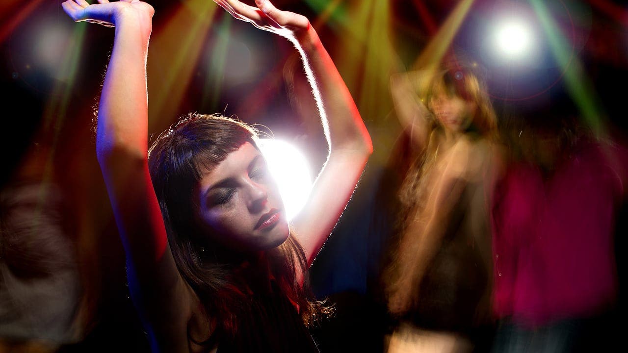Türpolitik von Techno-Clubs: Reinpassen, aber rausstechen