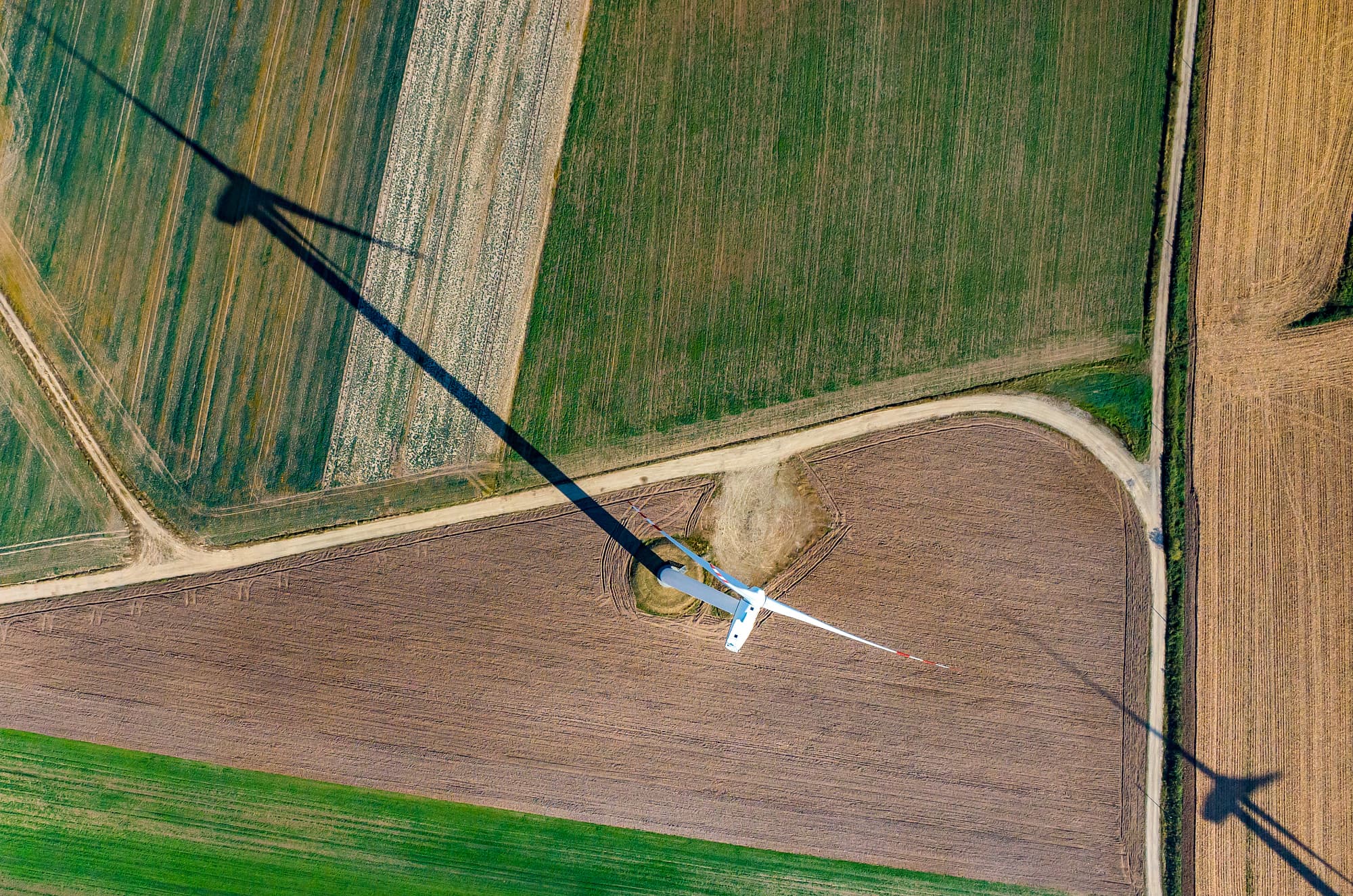 Auch Windenergie fluktuiert stark Auch Windenergie fluktuiert stark