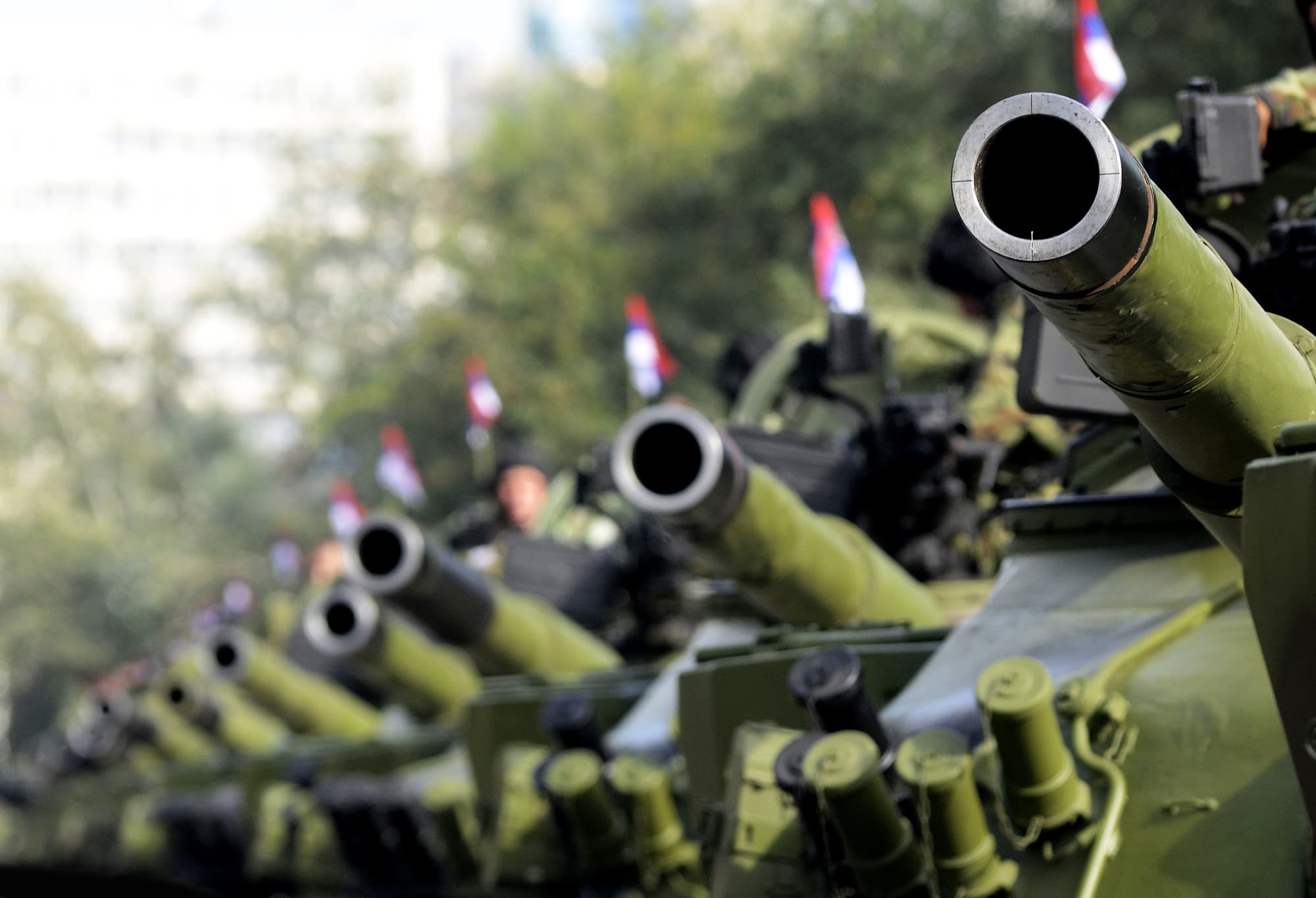 Serbische Panzer auf einer Militärparade (Symbolbild) Serbische Panzer auf einer Militärparade (Symbolbild)