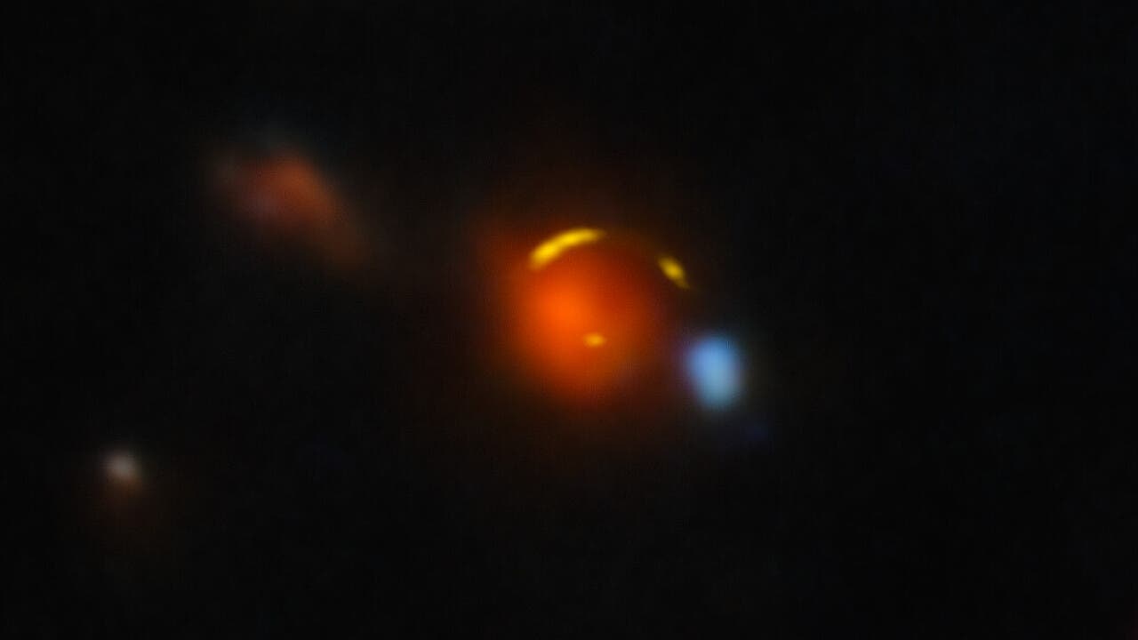 Kosmischer Detektivfall: Eine frühe Galaxie als Quelle kosmischer Geisterteilchen?