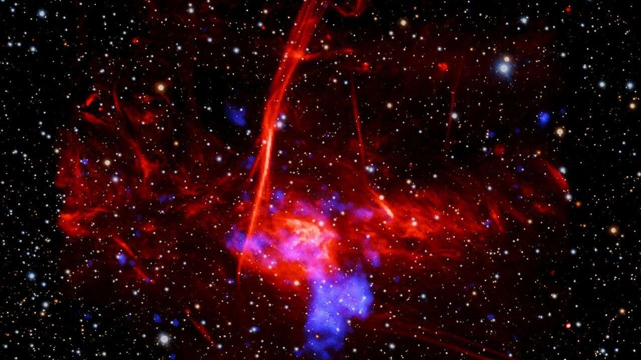 Bilder der Woche: Supernova-Überrest am Abgrund